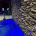 Shelter Luxury *
