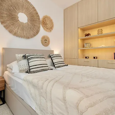 Shelter Luxury Apartamento *