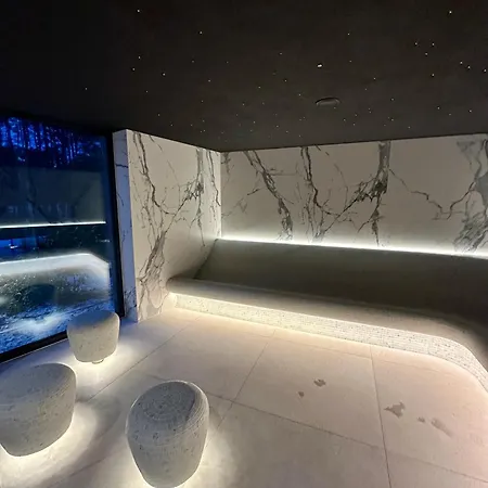 Shelter Luxury 아파트 로고보