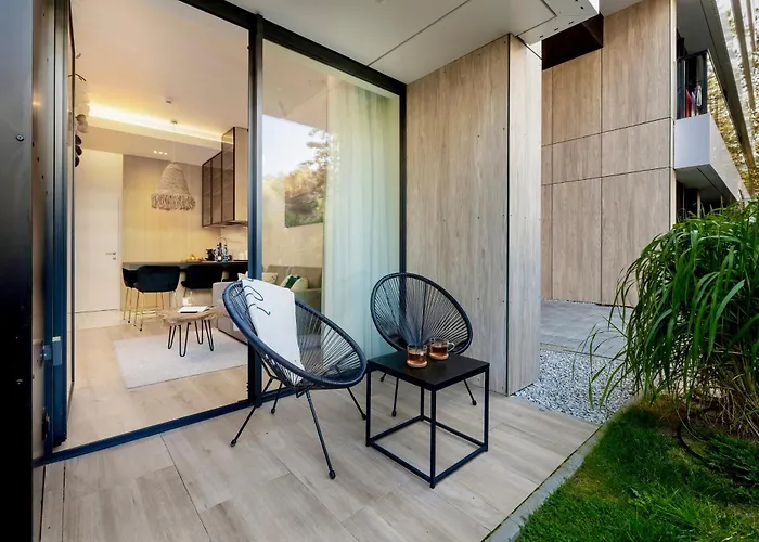 Shelter Luxury רוגובו